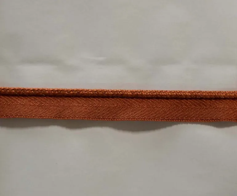 BM300 877 Copper Lip Cord Trim