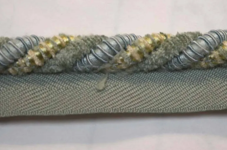 LF300N 587 Lip Cord Classical Elements Trim