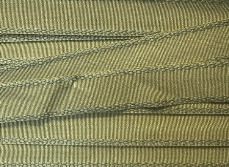 MD220B 04 Classical Elements 1.5 inch Green Tape Trim