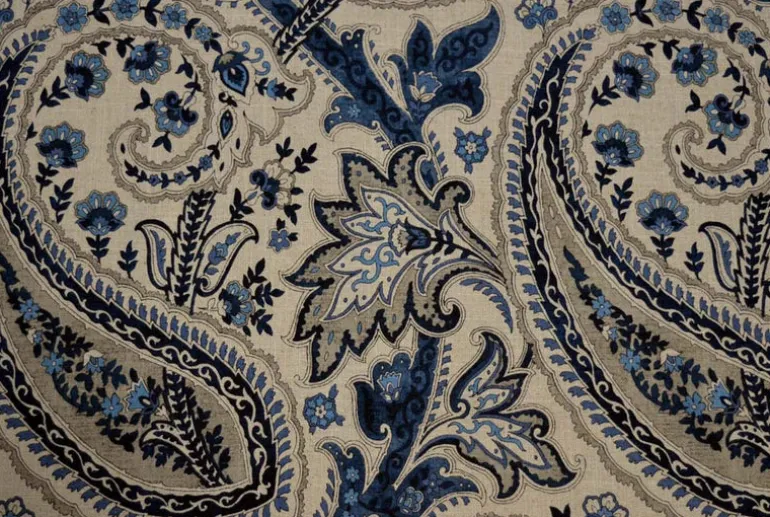 Plumtree Paisley Ink Waverly Fabric
