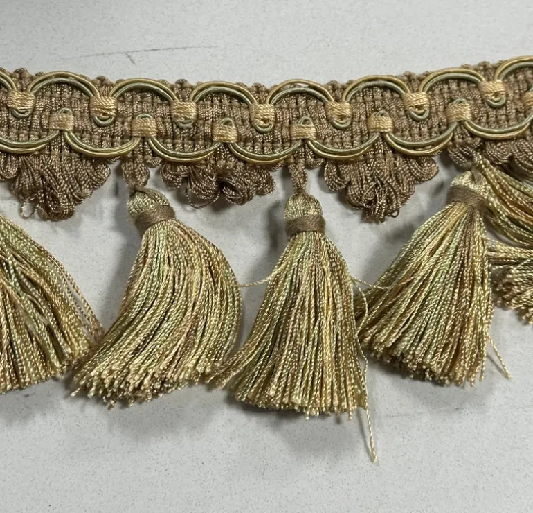 605TF.E Moss Libas Tassel Trim
